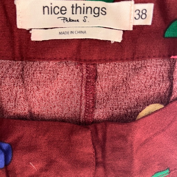 Pre-Loved Burgundy's with Polka-Dot Straight leg flowy Pants - Picture 5 of 5